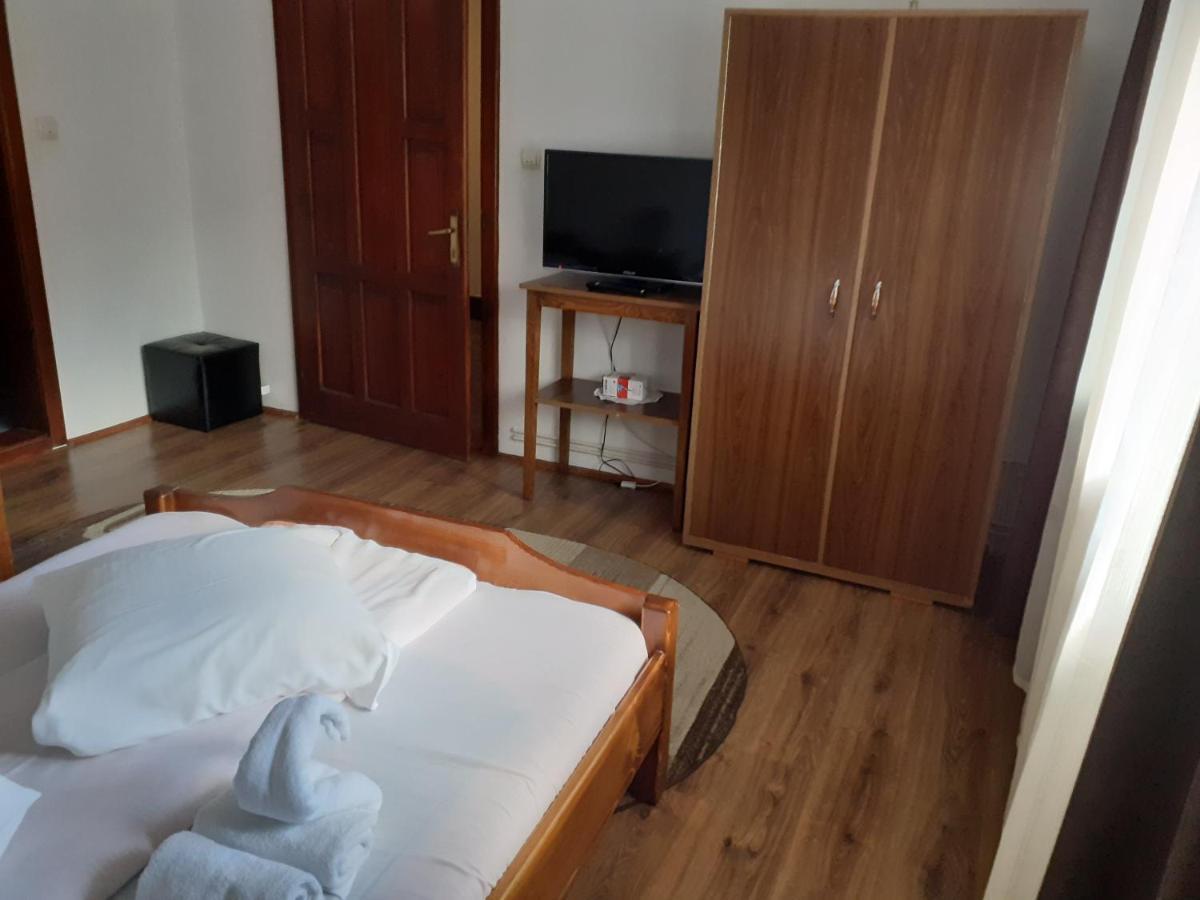 Pensiunea Mariana Bran  Buitenkant foto